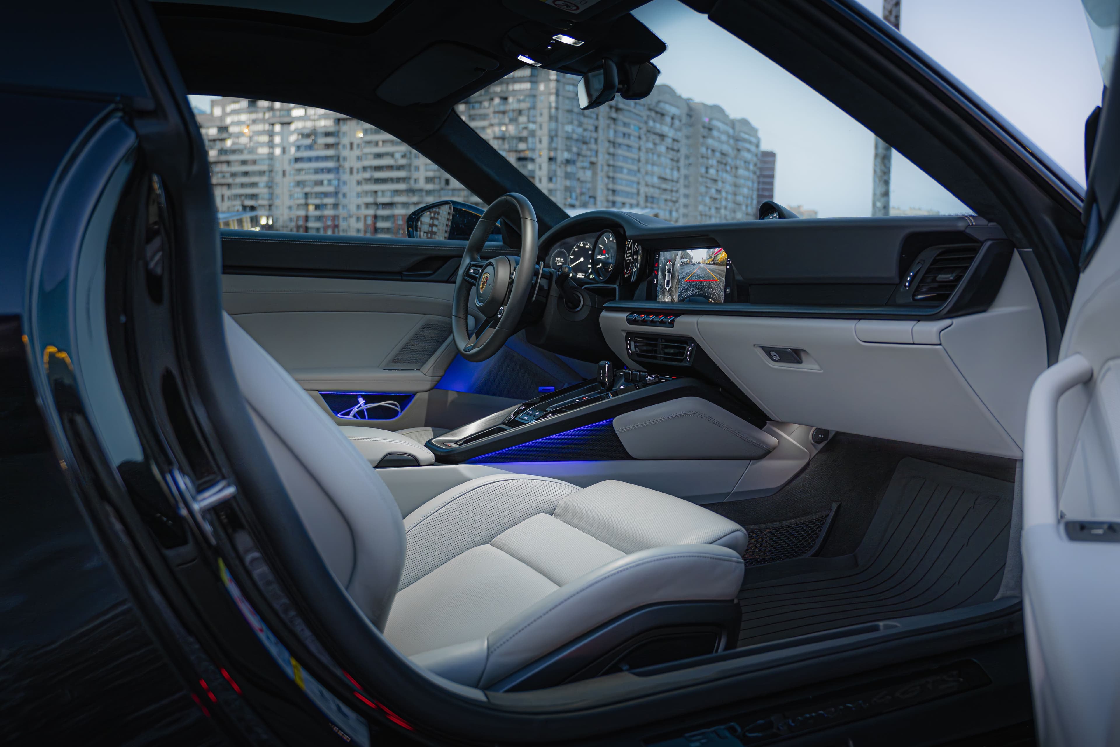 Porsche 911 Carrera  4 GTS